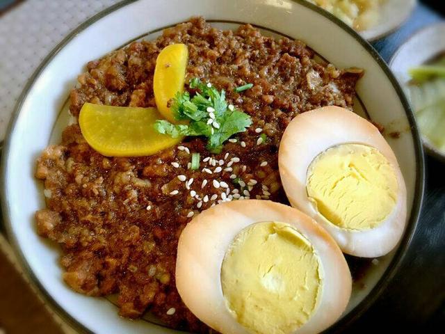 鲁肉饭