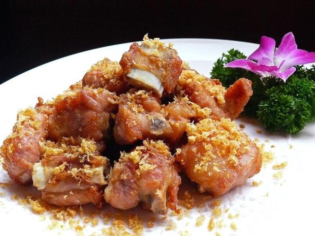 蒜香排骨