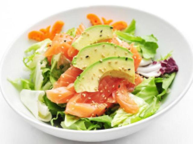 Salade saumon avocat