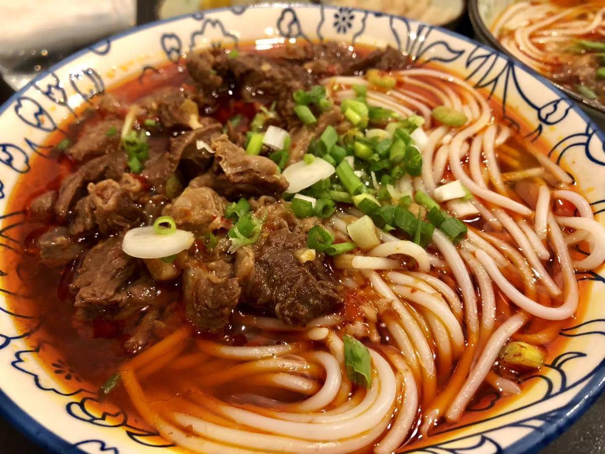 君临牛肉粉