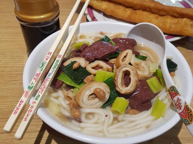 猪肠粉